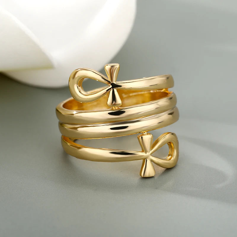 Double Coiled Geometric Ring